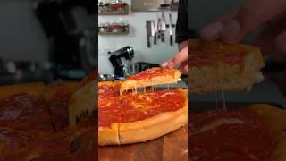 CHICAGO-STYLE DEEP DISH PIZZA RECIPE ️