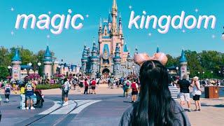 magic kingdom vlog | crying in front of the castle, trying dole whip & first time on seven dwarves 