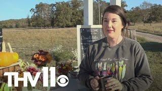 Arkansas flower stand blooms with unique concept