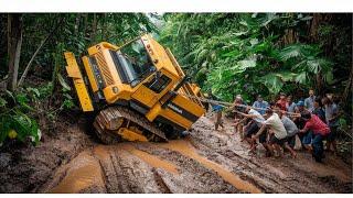 Extreme off-road challenges: Logging trucks travel through highly dangerous terrain #72