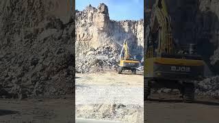 Cliffhanger Rescue: The Heart-Pounding Rock Removal Operation!