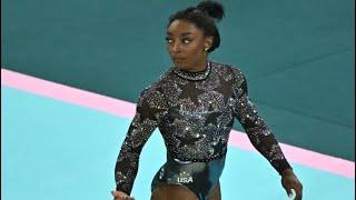 Simone Biles overcomes calf pain, returns to action with top scores