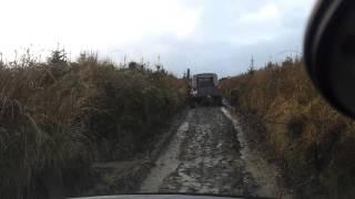 4xforum laning - following a Defender along a muddy track