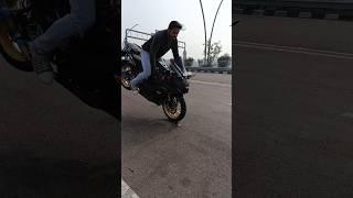 YAMAHA R15 V4 Stoppie 🫣 #stunts #shorts #viral #youtubeshorts #stoppie