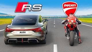 Кто победит в заезде:  AUDI RS или DUCATI?