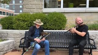 Paddy Keenan and Eamonn de Barra perform on Floyd's Bench