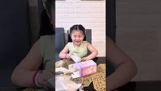 Unboxing my disney princess blind box l Arianah Kelsey l Yasss Gurll