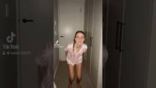 upside down #upsidedown #tiktok #trending #dance #duet #duo #viralvideo #dancetrend