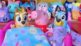 Sleepover with Peppa Pig Bluey and Bingo toys surprise