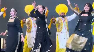 Top Model Performance Dance / Dj Punjabi songs Dance / dance performance video #gsparmardj