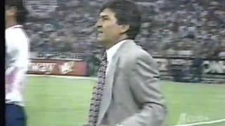 himno de Chivas de Guadalajara en el programa futbol al dia en 1994 Low