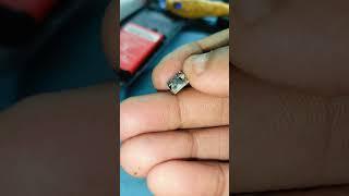 Best technique for charging connector replacement #mobilerepair #smartphone #mobilereparingclasses