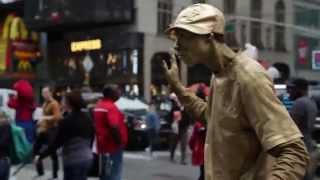 NYC Times Square's iconic mime artist "Da Goldman"  - a film by Rhie Lim