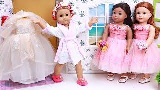 Bride dolls gets help from her bridesmaids for her wedding day! Play Dolls friendship support