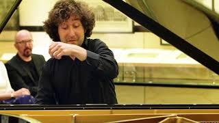 José Navarro SIlberstein plays Mozart Piano Concerto No. 24, KV 491, c-minor.