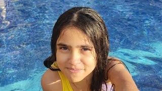 Dia na piscina *pool* - MARI BRITO COM VOCÊS