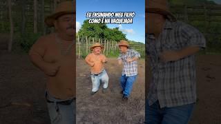 PILILIU E SEU FILHO DANÇANDO  #anao #pililiu #humor #memes #comedia #dança #piseiro #cascadebala