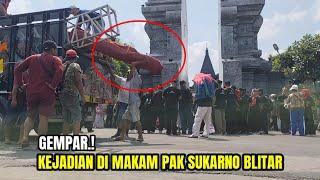 gempar detik² kejadian di makam pak sukarno yang lagi viral