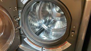 Sunday Laundry Day in the Maytag MHW8630HC4 - Bulky Items Cycle