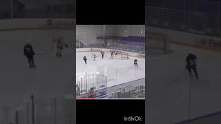 Курьёзный гол))) Хотелось, как лучше, а получилось... как получилось))) #хоккей
