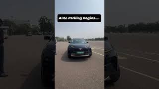 Tata Harrier.EV - Park Assist in action!