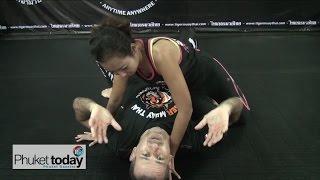 Bella takes on Phuket's BJJ blackbelt at Tiger Muay Thai