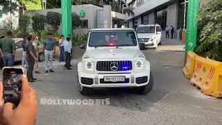 Mukesh ambani with newly born princess  Ambani family with granddaughter leaves hospital