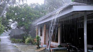 Fall asleep soundly, in less than 5 minutes with heavy rain and thunder on the tiled roof - ASMR