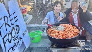 COOKING 100 LB SHRIMP & SWEET POTATO NOODLE FOR THE HOMELESS PEOPLE !