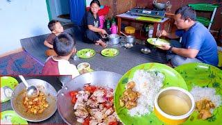 Rita cooks chicken curry & rice for husband, son & cousin || life in rural Nepal || @Ritarojan