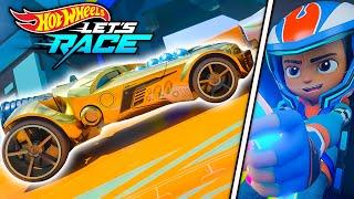 Coop Uses the Track Builder to Help Spark and Mac  | Hot Wheels Let's Race