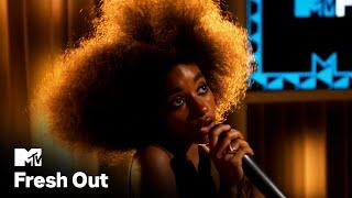 flowerovlove performs breaking news | Fresh Out