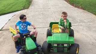 Peg Perego John Deere power wheels Review - Kids Gator and Tractor Ride-on