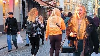 Львів 2025 || переповнений центр Львова, дуже багато людей Lviv walking tour