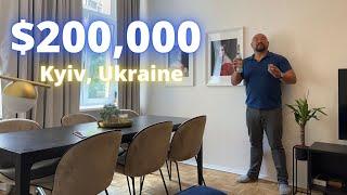 Kyiv Home Tour: Remodeled 100 Year Old Flat in Ukraine. 