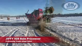 Silage Bale shredding with JIFFY 928 Bale Processor