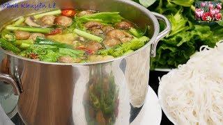 Lẩu Gà Nấu Sả - Cách Nấu Nước Súp Lẩu Gà Sao Cho Thơm Ngon Đậm Vị - Món Ngon Đãi Tiệc by Vanh Khuyen