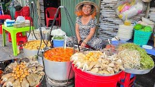 Mâm lòng gà trứng non bắt mắt ở ngã tư Sài Gòn, ai đi ngang cũng tấp vào mua