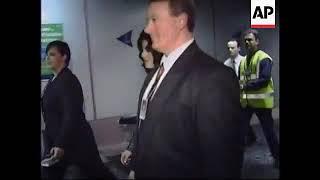 UK: LONDON: MONICA LEWINSKY ARRIVAL