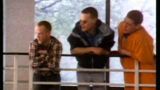 Bronski Beat - Smalltown Boy (1984)