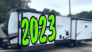 NEW 2023 FOREST RIVER ROCKWOOD SIGNATURE 8337RL TRAVEL TRAILER Dodd RV Walkthrough Washer Dryer Prep