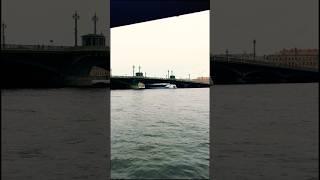 "Форт Кроншлот": Новый скоростной пассажирский корабль-катамаран на Большой Неве