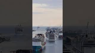 Cruise Ship Parade #shorts #cruise #symphonyoftheseas #norwegianbreakaway #portofmiami #timelapse