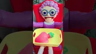REFILLING GRANDMA'S TRAY WITH STRAWBERRY  SOUR POWDER CANDY #short #viral #satisfying #asmr