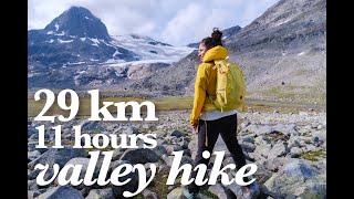 Hiking Through Norwegian Valleys: Gjendebu to Gjendesheim (English Subtitles)