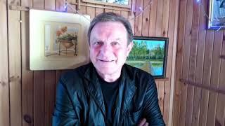"Заметался пожар голубой…" - читает Иванников Владимир