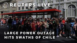 LIVE: Chileans walk home during power outage
