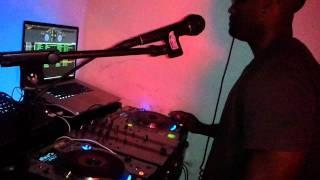 Dj cool curt @ the uptown lounge on those classics