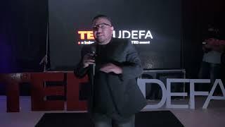 La verdadera era del pensamiento creativo | Daniel Flores | TEDxUDEFA