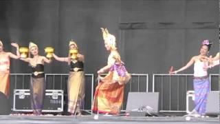 Thai Dance Troupe of Ottawa@Tulip Fest 2010 - Homage to cultural mentors